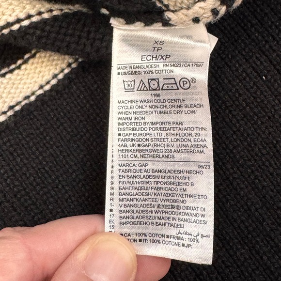 GAP Black Cream Striped Turtleneck Sweater Ribbed Cuffs & Hem Size XS - Picture 4 of 6